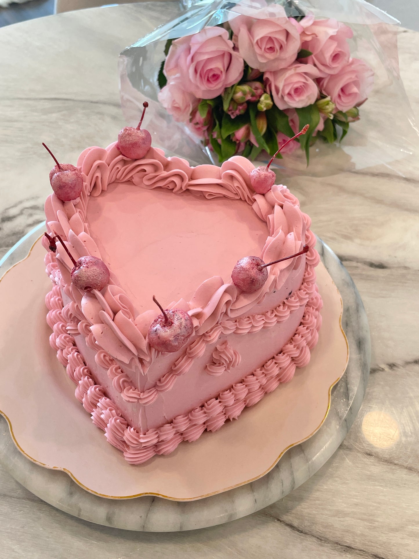 Vintage Luxe Cake - 8” Heart