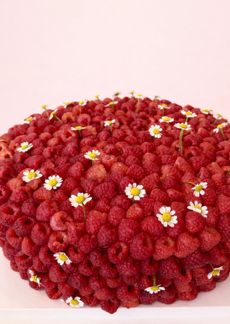 The Berry Opulence Cake - Spring Edition