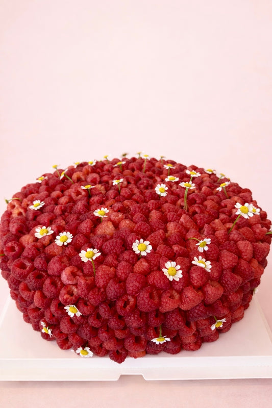 The Berry Opulence Cake - Spring Edition