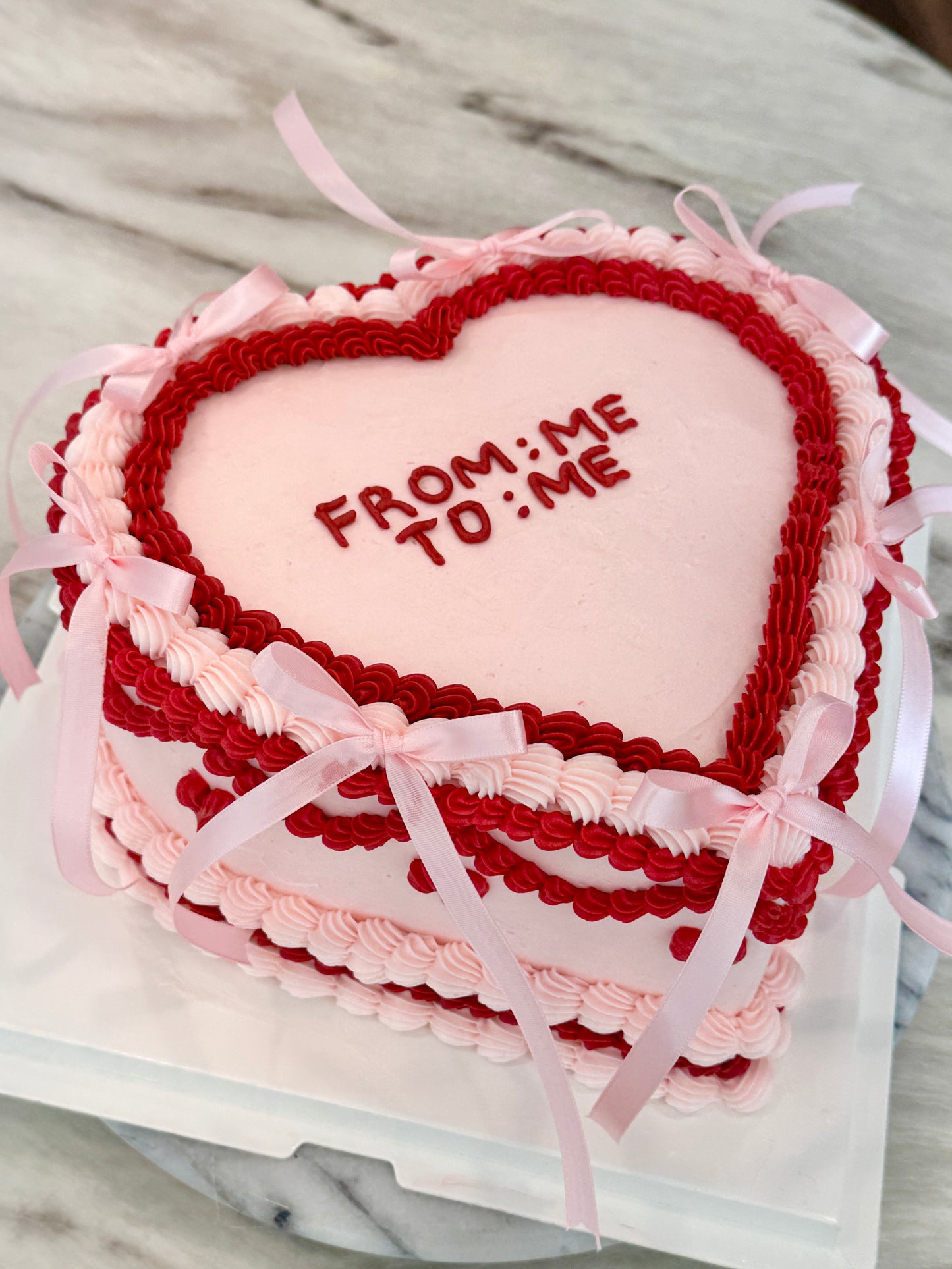 Vintage Luxe Cake - Two Tier Round / Heart