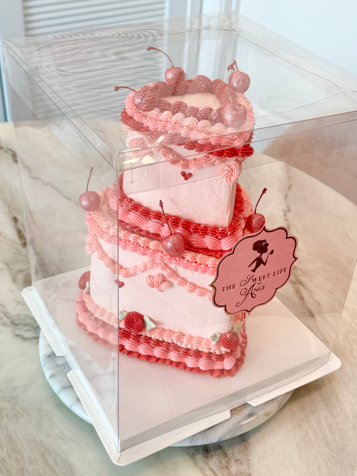 Vintage Luxe Cake - Two Tier Round / Heart
