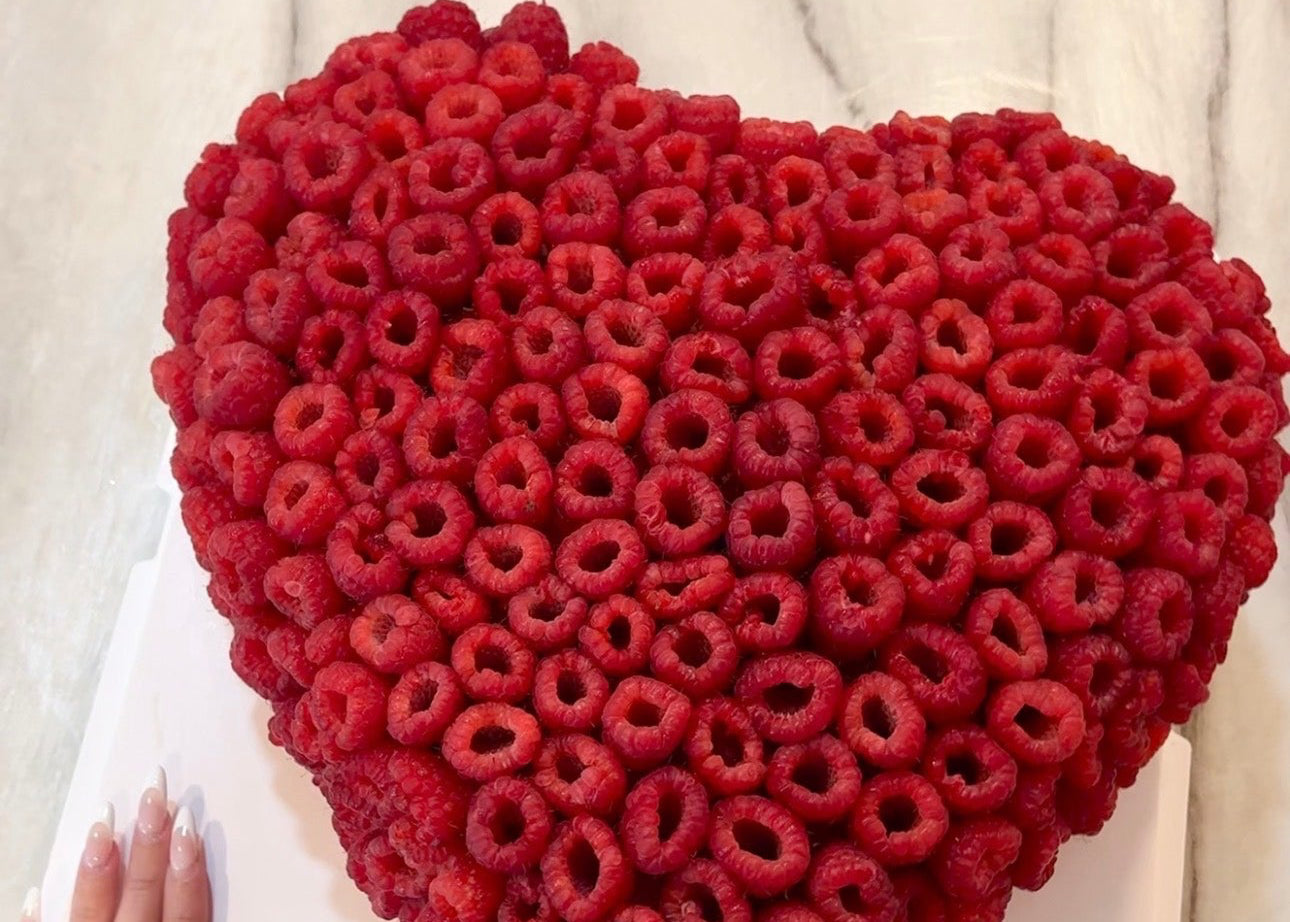 The Berry Opulence Cake - Raspberry Luxe