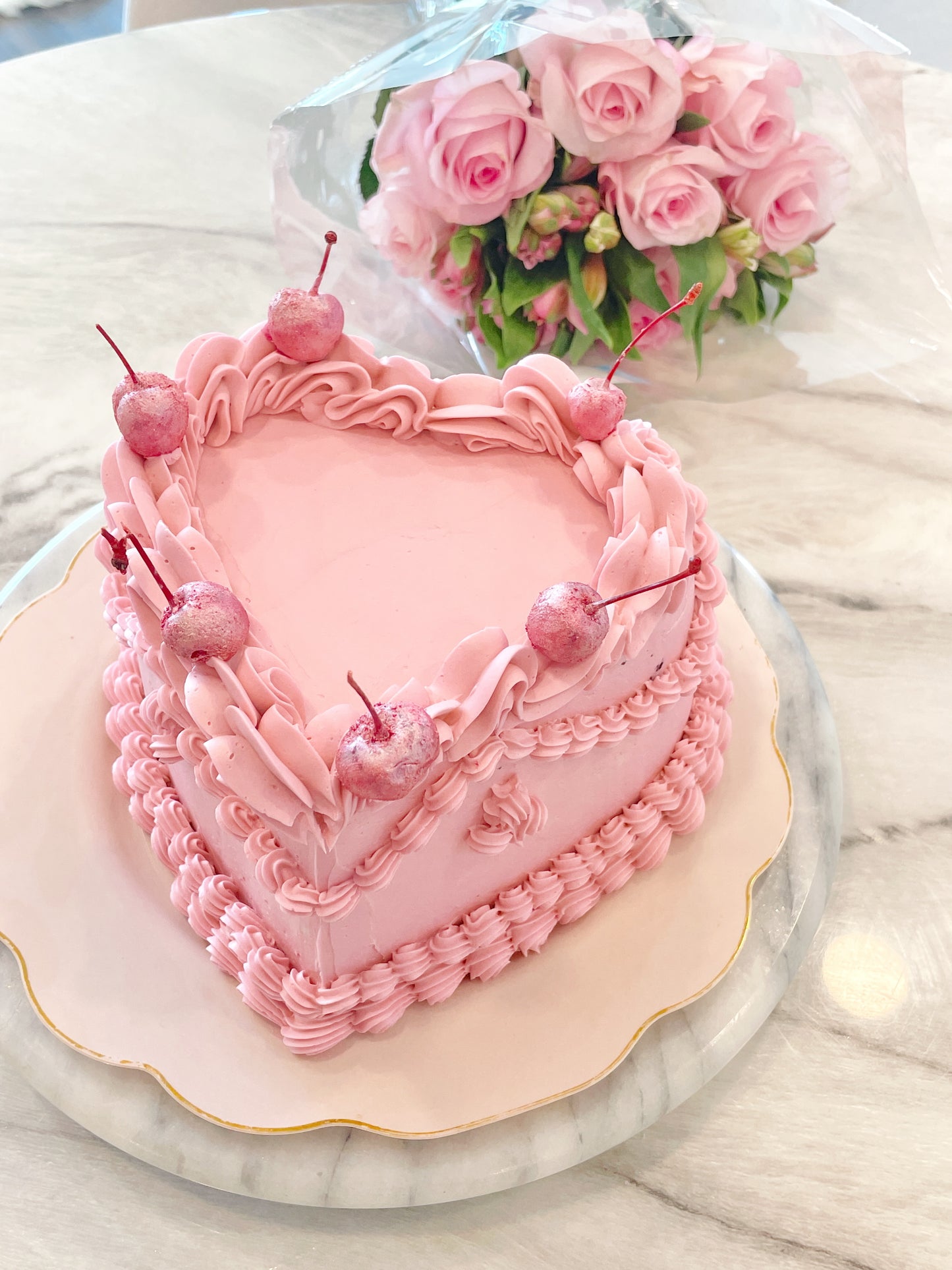 Vintage Luxe Cake - Two Tier Round / Heart